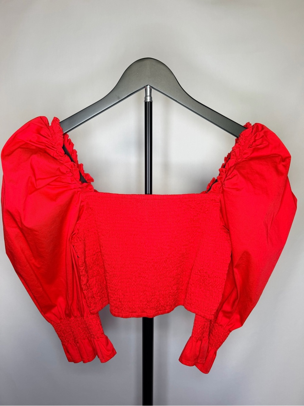 Women's Red Smocked Puff-Sleeve Crop Top